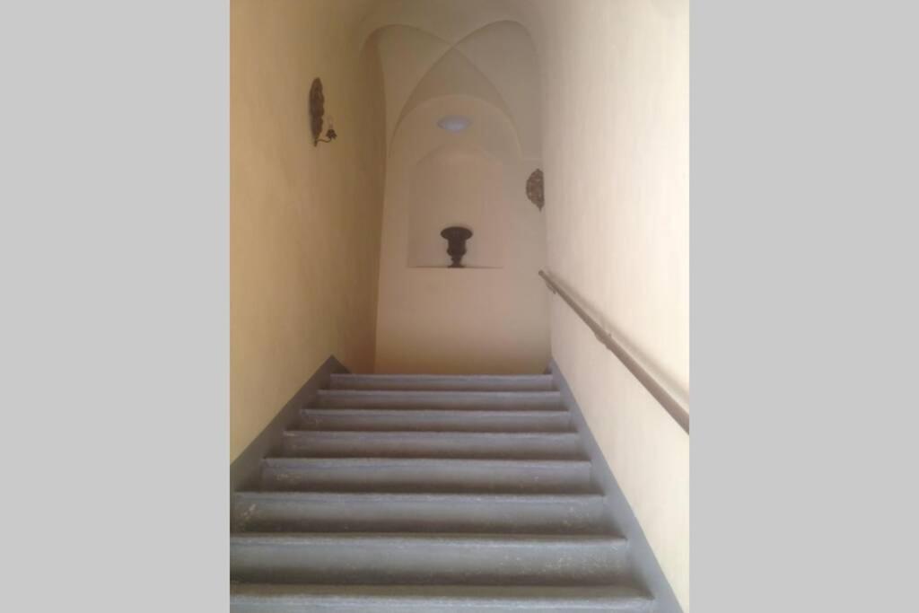 Cozy Apartment In Palazzo Malaspina ピアチェンツァ エクステリア 写真