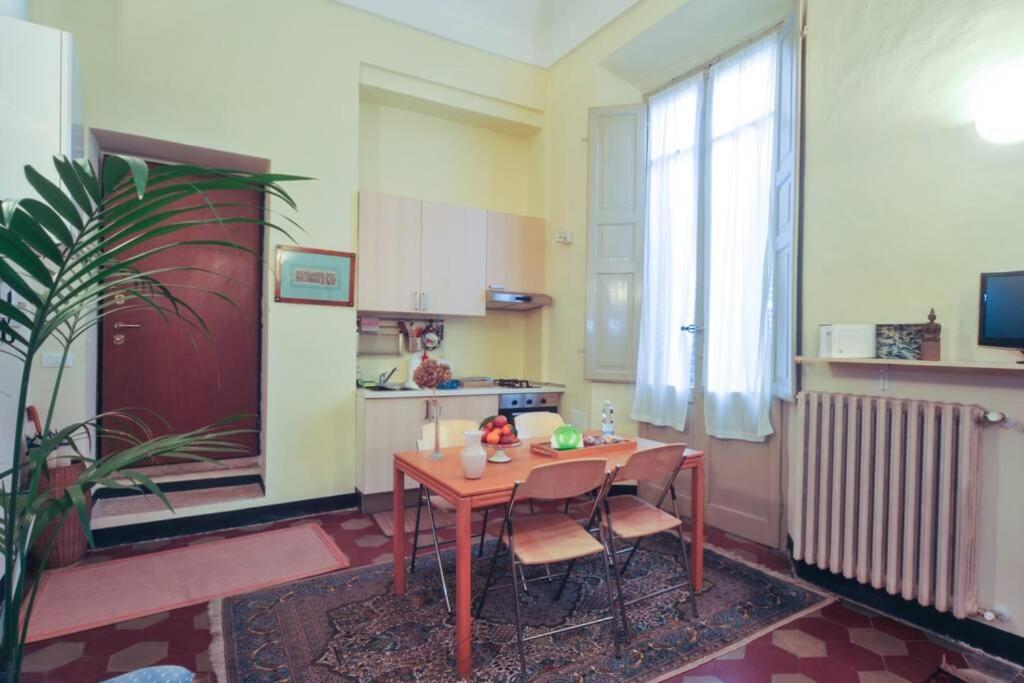 Cozy Apartment In Palazzo Malaspina ピアチェンツァ エクステリア 写真